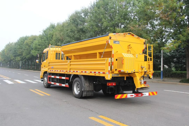 12方融雪剂撒布机