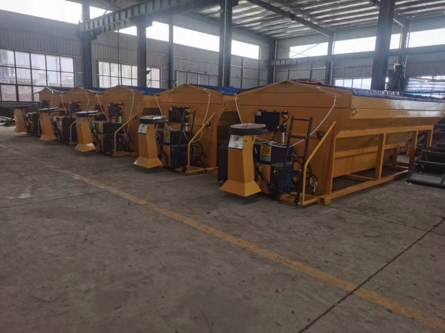 12方融雪剂撒布机