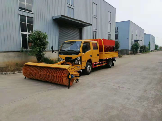 东风D6双排座除雪车