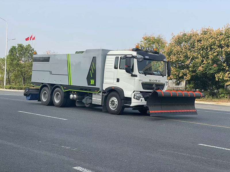 重汽后双桥除雪车