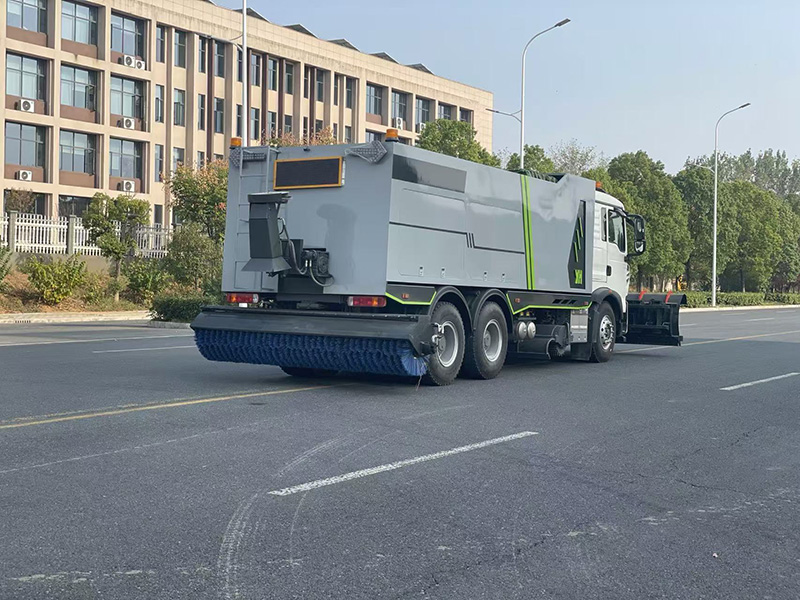重汽后双桥除雪车
