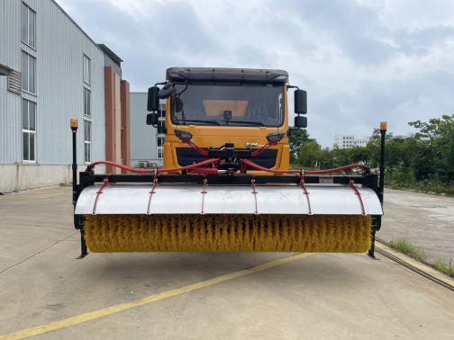 3.5米高速液压滚刷