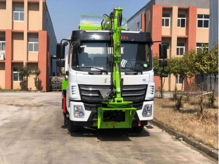 东风K6隧道壁清洗车