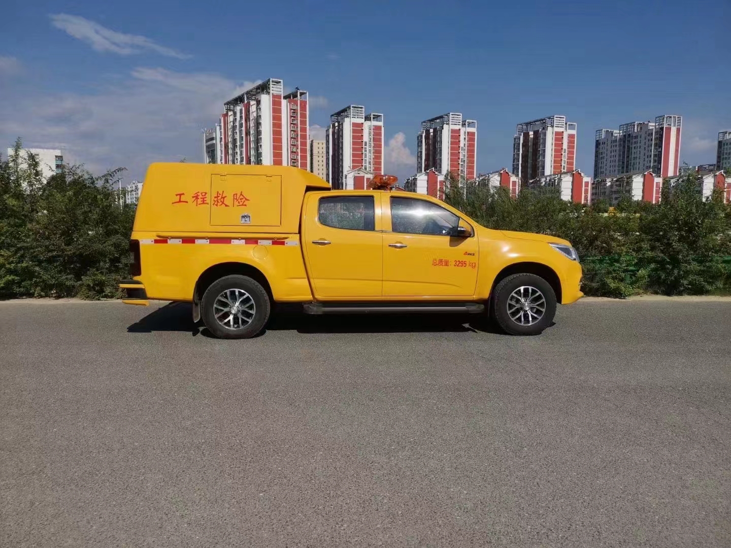 五十铃皮卡500方排水车(便携)